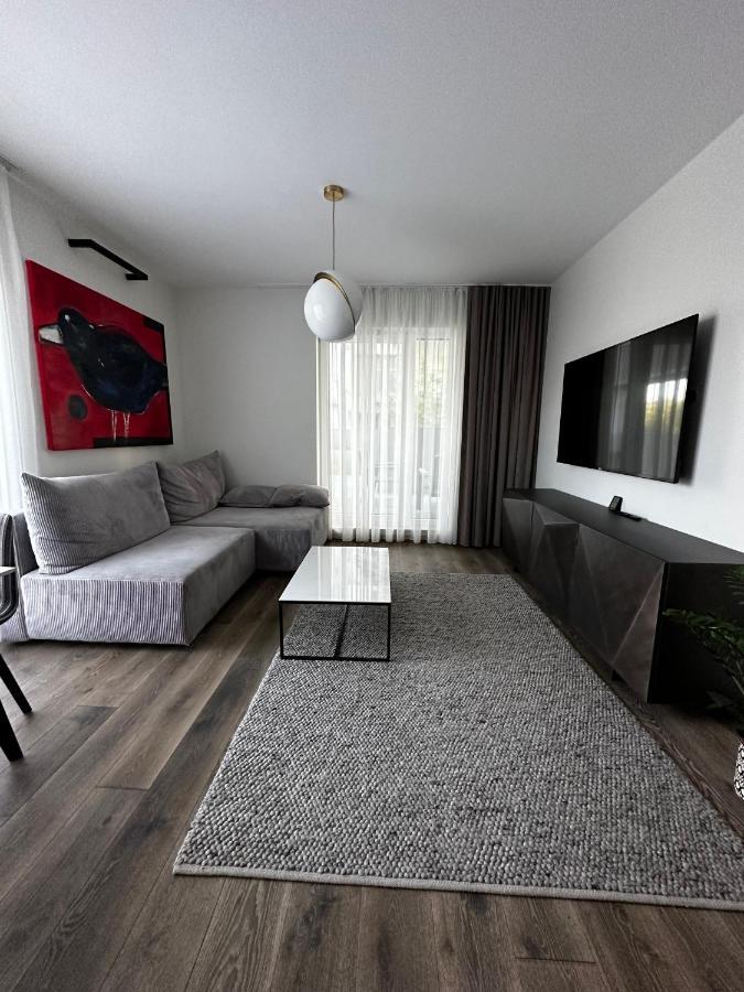 Apartament Vip Wola Varsovia Exterior foto