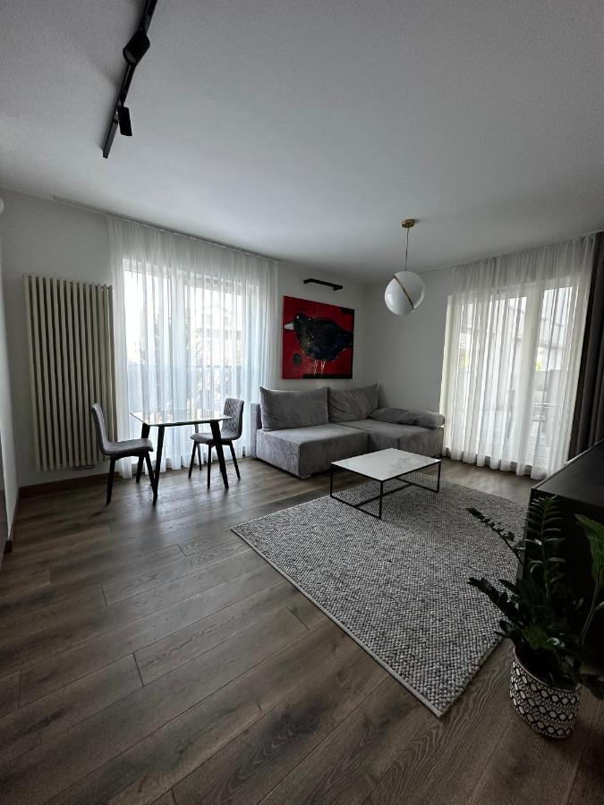 Apartament Vip Wola Varsovia Exterior foto